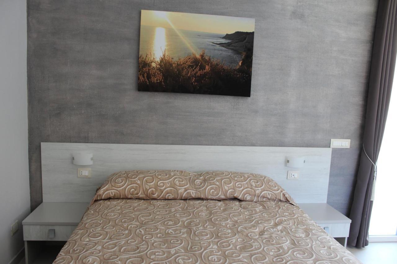 B&B L'Eden Di Capo Bianco Montallegro Exteriér fotografie